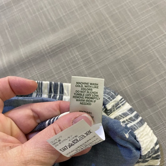 L. L. Bean Women’s Shorts. Women’s size 8 - Picture 3 of 14